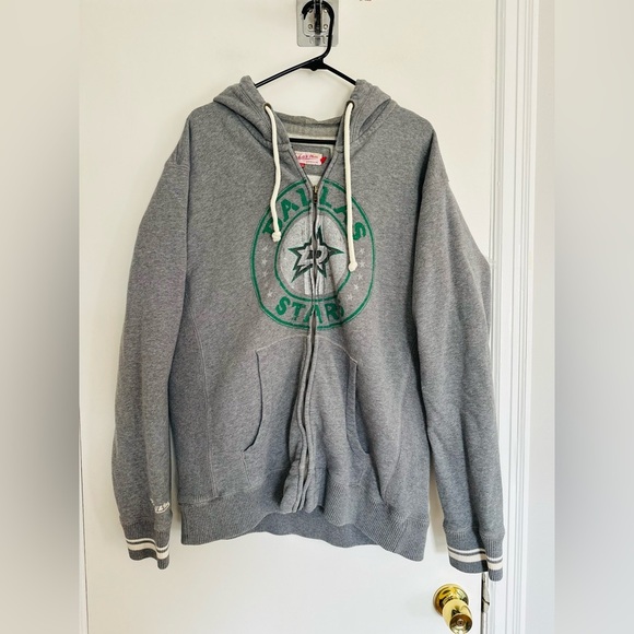 Mitchell & Ness Other - Mitchell and Ness vintage-style Sz:2XL Dallas Stars Full Zip Graphic Logo Hoodie